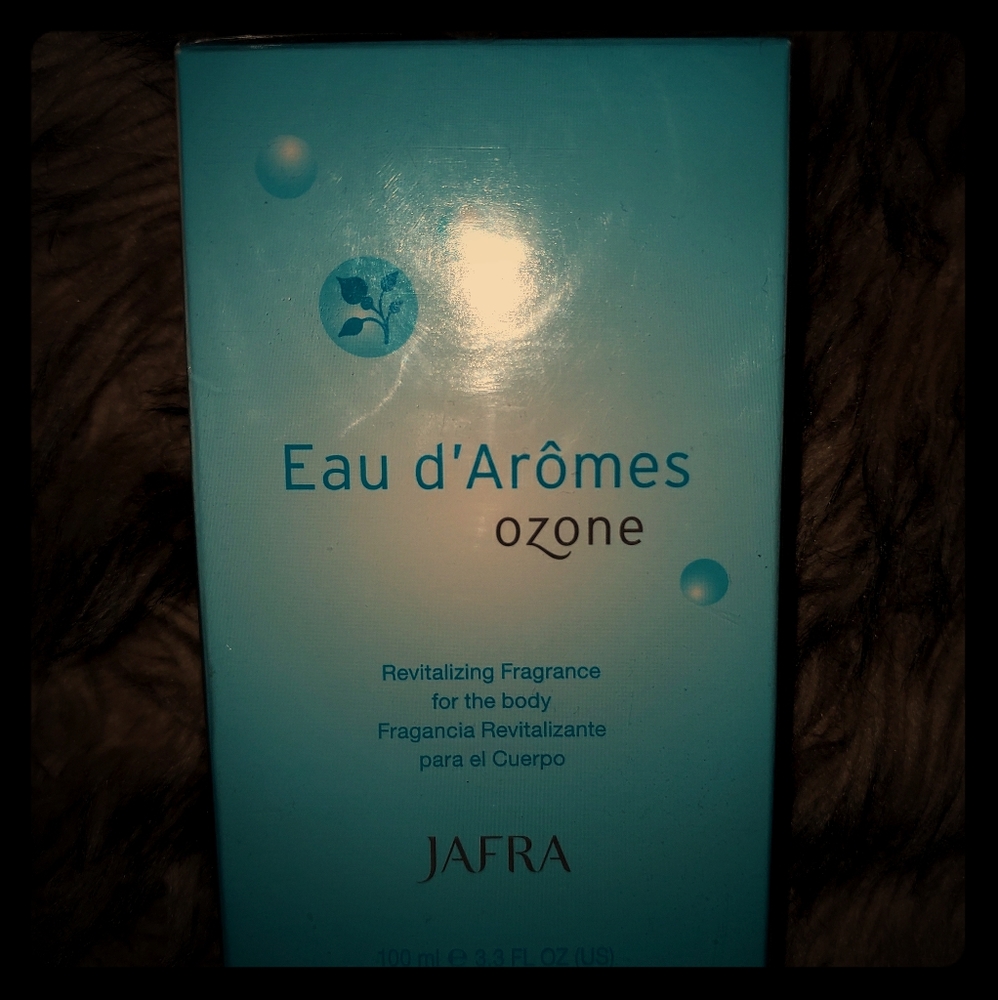Eau d' Aromes Fragance